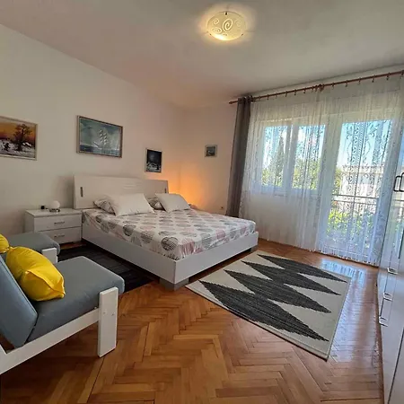Apartment Near In 58001 Crikvenica